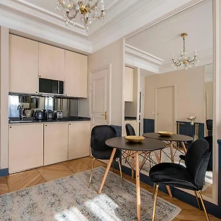 Apartment Le Beau Marais - Luxury Apartments, Air Cond, Lift *