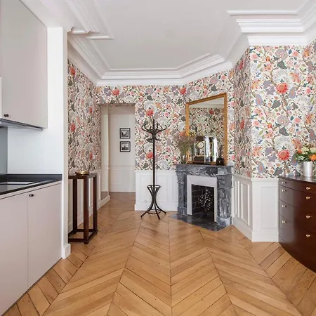 Le Beau Marais - Luxury Apartments, Air Cond, Lift Paris
