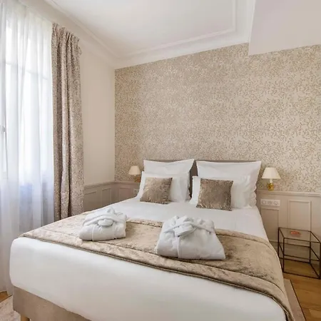 Le Beau Marais - Luxury Apartments, Air Cond, Lift * Paris