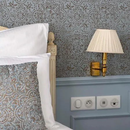 Le Beau Marais - Luxury Apartments, Air Cond, Lift