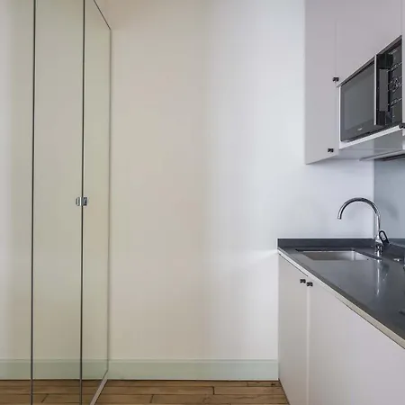 Le Beau Marais - Luxury Apartments, Air Cond, Lift Paris