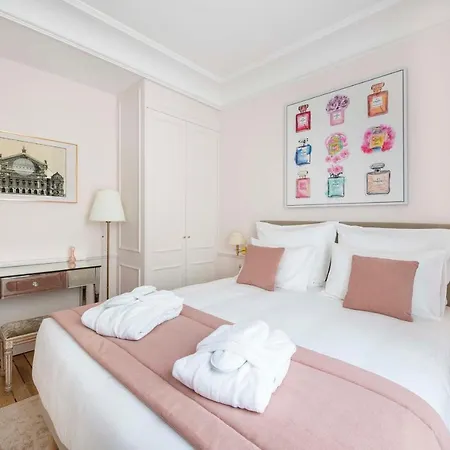 Apartment Le Beau Marais - Luxury Apartments, Air Cond, Lift