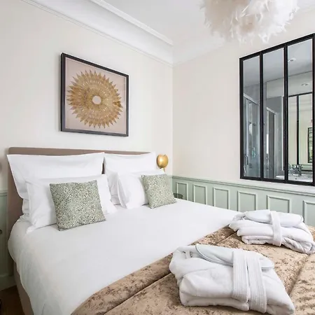 Apartment Le Beau Marais - Luxury Apartments, Air Cond, Lift Paris