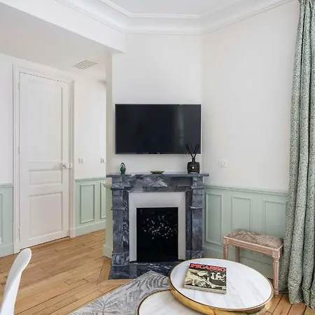 Le Beau Marais - Luxury Apartments, Air Cond, Lift Apartment Paris