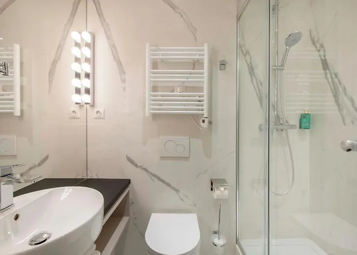 Le Beau Marais - Luxury Apartments, Air Cond, Lift דירה *